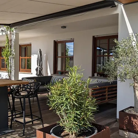 Aparthotel Familie Neubert Nordheim am Main